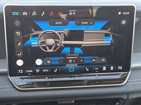 New 2026 Volkswagen Tiguan SE image 15