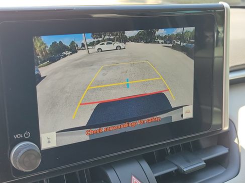 Used 2023 Toyota RAV4 XLE w/ Convenience Package FWD image 26