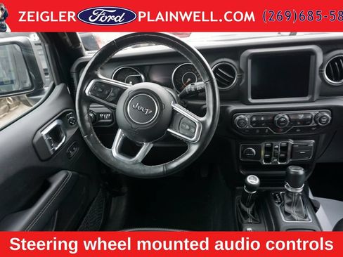 Used 2022 Jeep Wrangler Unlimited Sahara w/ Cold Weather Group AWD/4WD image 7