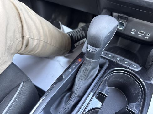 Used 2021 Chevrolet TrailBlazer LS image 23