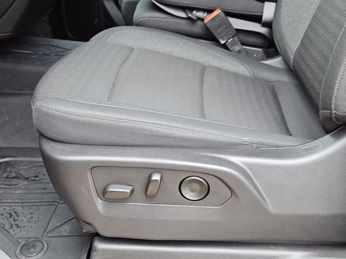Used 2026 Chevrolet Silverado 1500 Custom w/ LPO, Dark Essentials Package RWD image 29