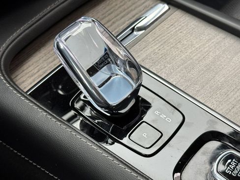 Certified 2024 Volvo XC90 B6 Ultimate AWD/4WD image 22