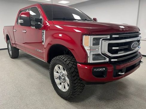 Used 2022 Ford F350 Platinum AWD/4WD image 2