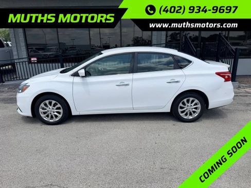 Used 2018 Nissan Sentra S w/ Appearance Package FWD image 2