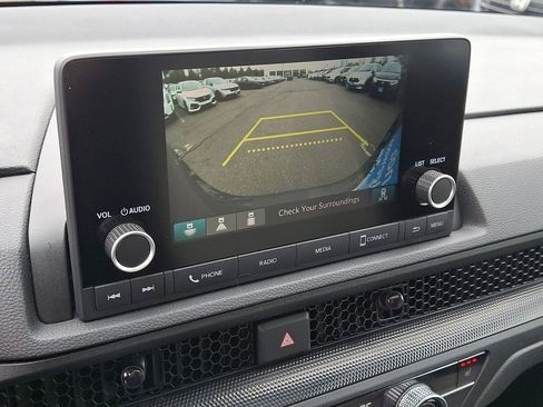 Used 2025 Honda CR-V EX image 18