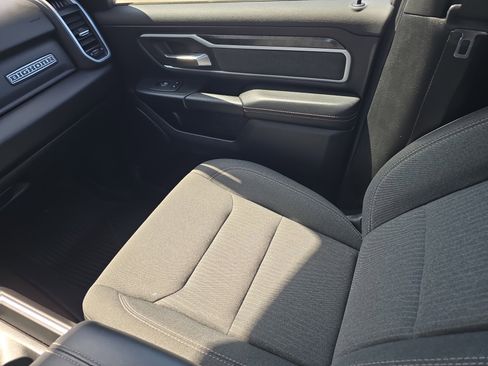 Used 2020 RAM 1500 Big Horn image 15