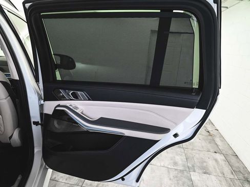 Used 2023 BMW X7 M60i w/ Executive Package image 13