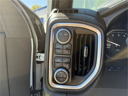 Used 2020 GMC Sierra 1500 AT4 w/ AT4 Premium Package AWD/4WD image 29