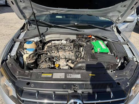 Used 2014 Volkswagen Passat TDI SE FWD image 21