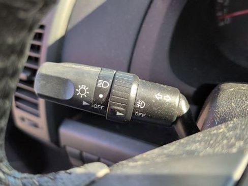 Used 2007 MAZDA MAZDA5 Touring image 12