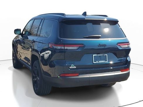 New 2026 Jeep Grand Cherokee L Limited w/ Limited Altitude Package AWD/4WD image 3