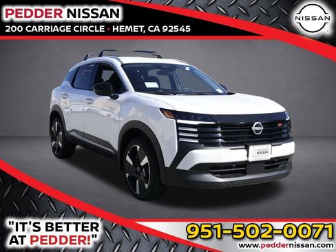 New 2026 Nissan Kicks SR image 2