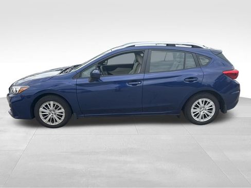 Used 2018 Subaru Impreza 2.0i Premium AWD/4WD image 2