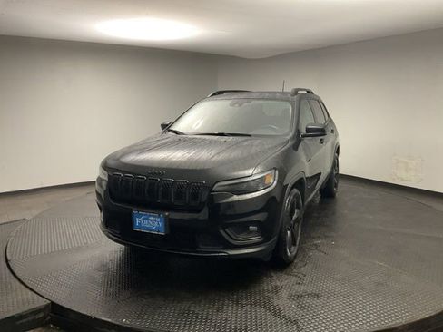 Used 2021 Jeep Cherokee Latitude Plus image 3