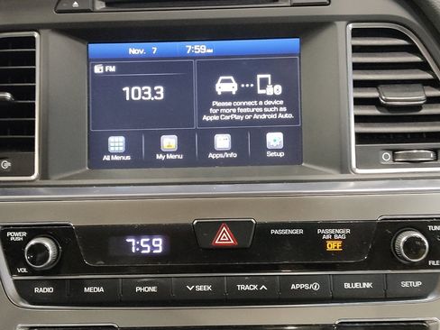 Used 2017 Hyundai Sonata SE image 25