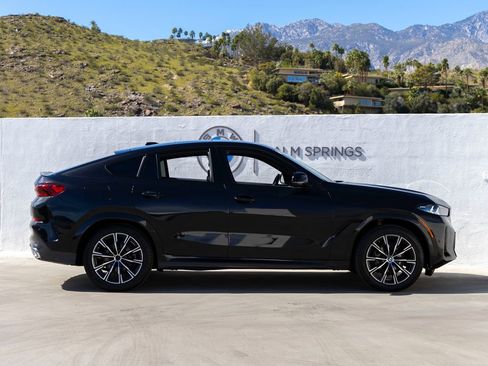 Used 2025 BMW X6 xDrive40i image 6