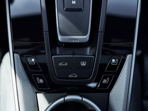 Used 2024 Porsche 911 Carrera 4S w/ Premium Package image 62