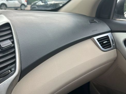 Used 2014 Hyundai Elantra GT FWD image 29