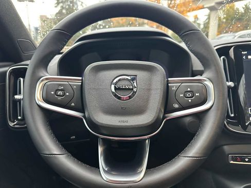 Certified 2023 Volvo C40 P8 Recharge Ultimate image 24