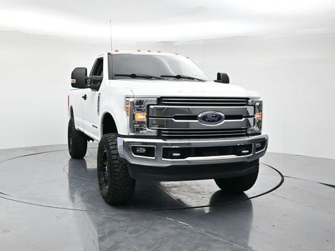 Used 2019 Ford F250 XL w/ Power Equipment Group image 4