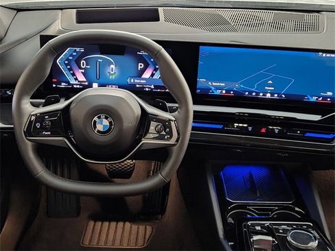 Used 2024 BMW 530i image 27