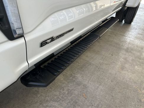 Used 2025 Ford F350 XLT w/ FX4 Off-Road Package AWD/4WD image 15