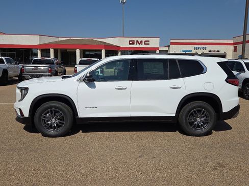 New 2026 GMC Acadia Elevation image 2