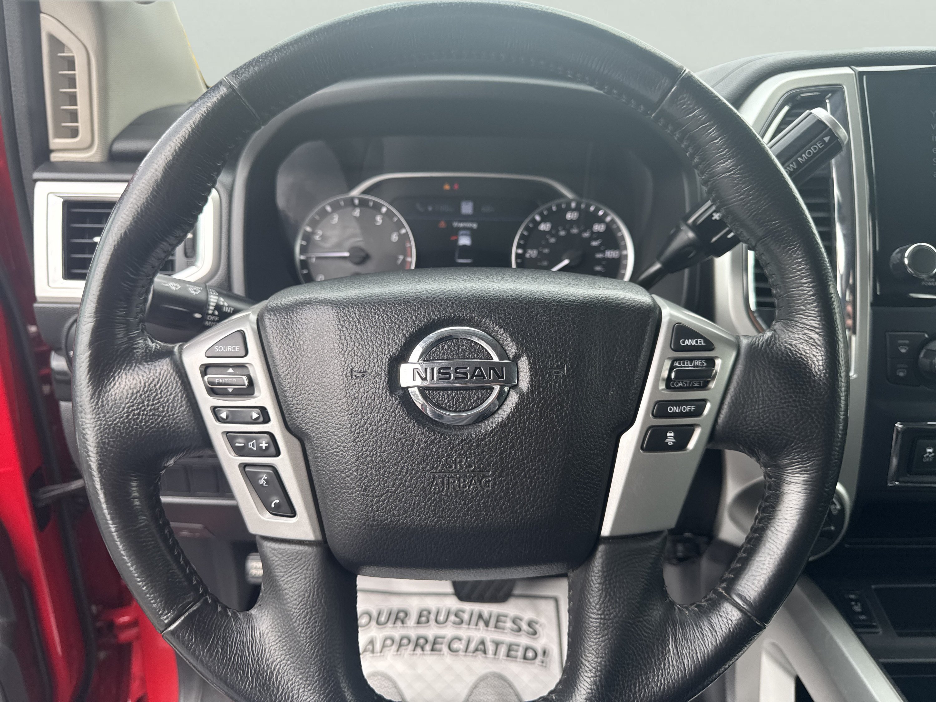 Used 2021 Nissan Titan SV w/ SV Convenience Package AWD/4WD image 13