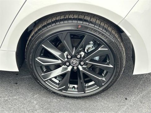 Used 2026 Toyota Corolla SE image 12