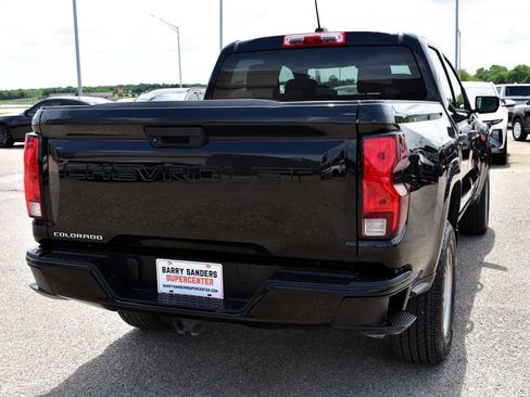 Used 2023 Chevrolet Colorado W/T RWD image 9