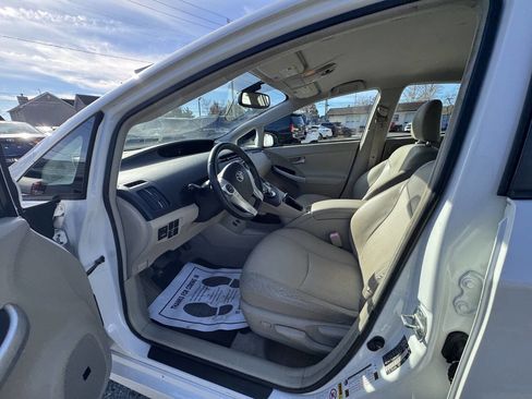 Used 2010 Toyota Prius Four image 44