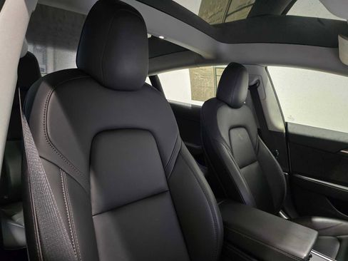 Used 2022 Tesla Model 3 image 15