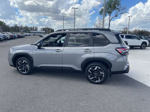 Used 2025 Subaru Forester Premium w/ Protection Package (1PH) image 11