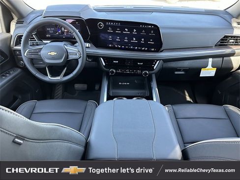 New 2026 Chevrolet Suburban Premier image 11