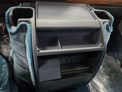 Used 1991 Dodge B2500 image 99