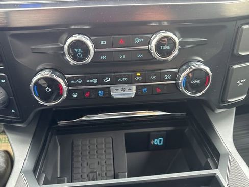 New 2026 Ford F250 Lariat w/ Black Appearance Package AWD/4WD image 29