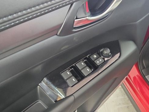 New 2025 MAZDA CX-5 AWD 2.5 S w/ Preferred Package image 14