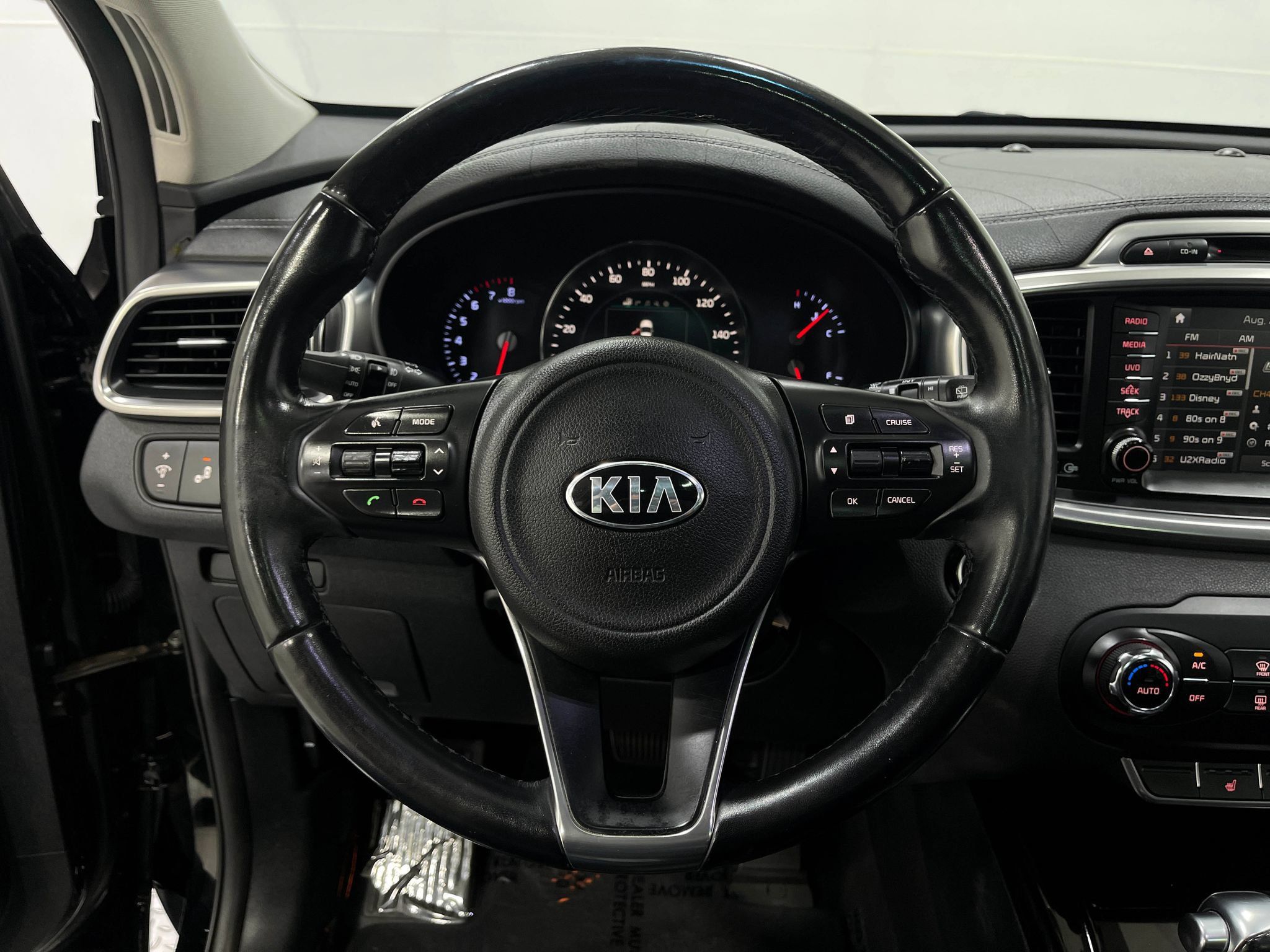 Used 2017 Kia Sorento SX FWD image 22