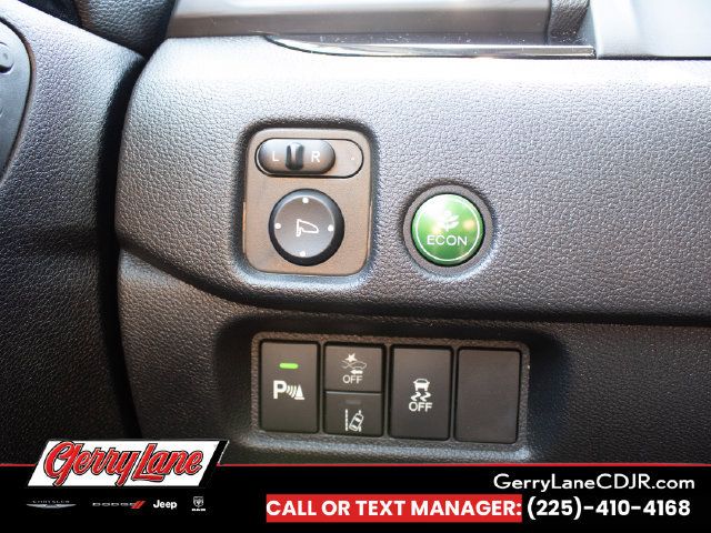 Used 2021 Honda Pilot Touring image 7