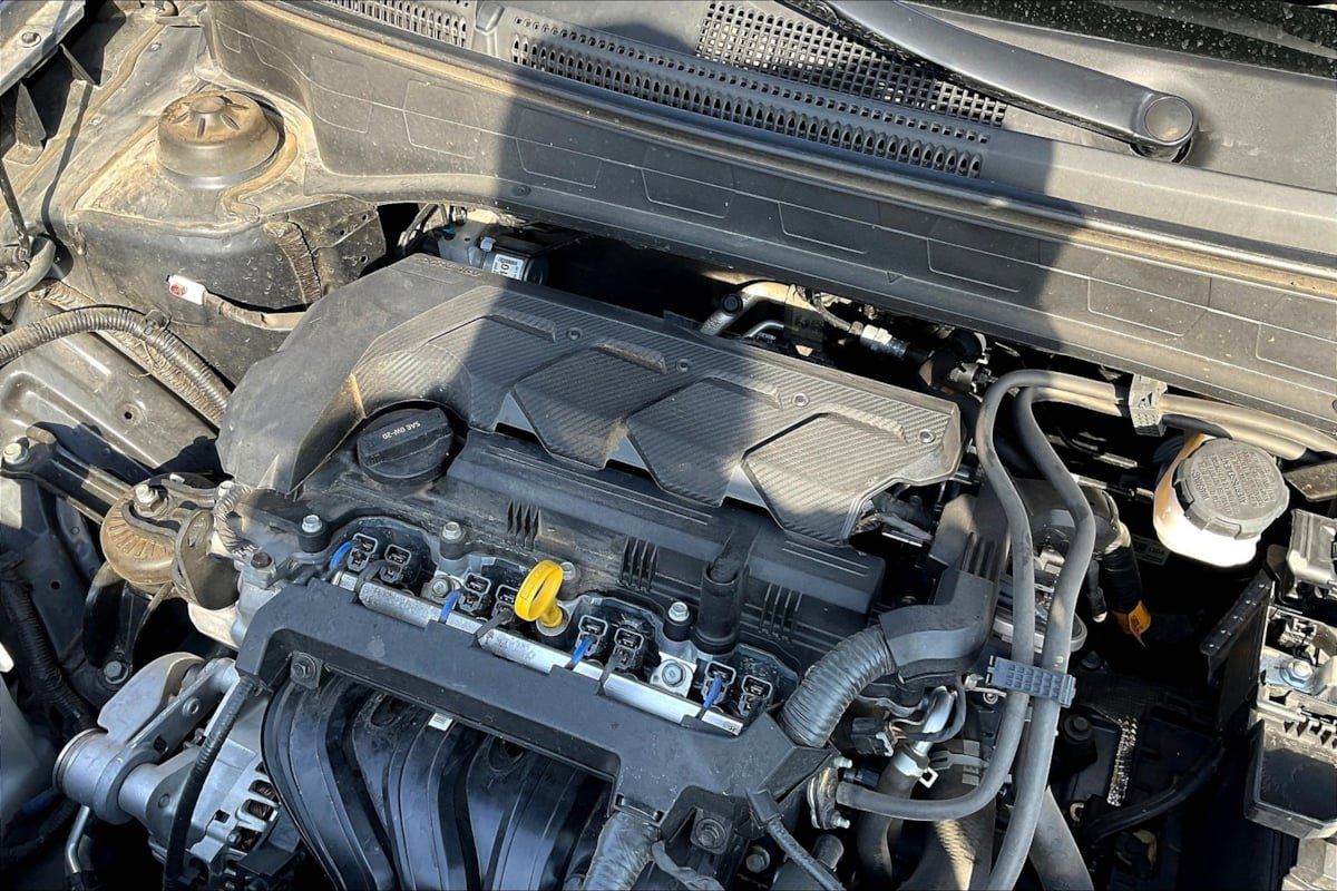 Used 2024 Hyundai Venue SE FWD image 32