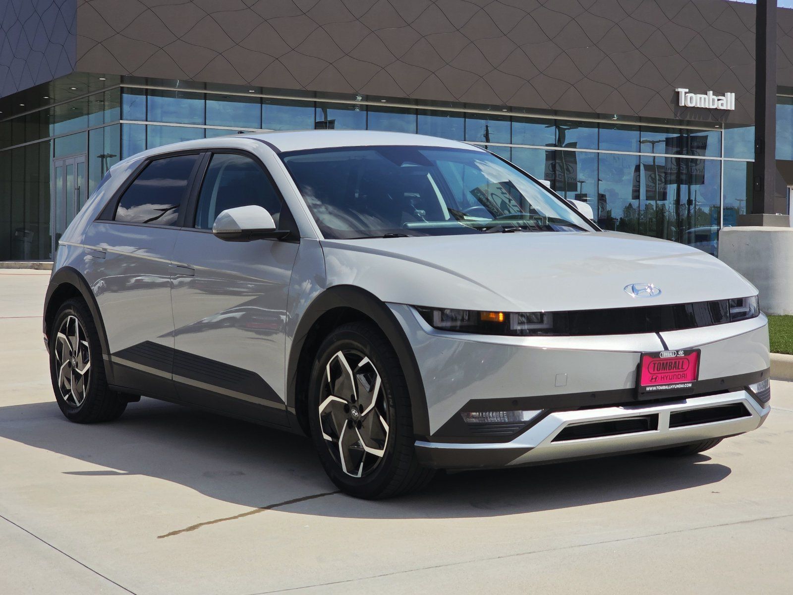 Used 2024 Hyundai Ioniq 5 SEL RWD image 3
