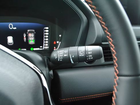 New 2026 Honda Pilot Sport image 9