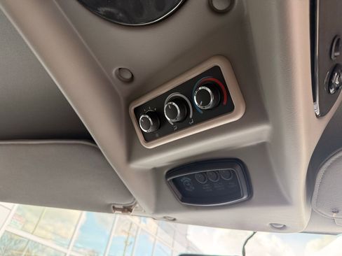 Used 2023 Chevrolet Express 2500 Extended RWD image 28