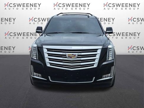 Used 2016 Cadillac Escalade Platinum RWD image 8