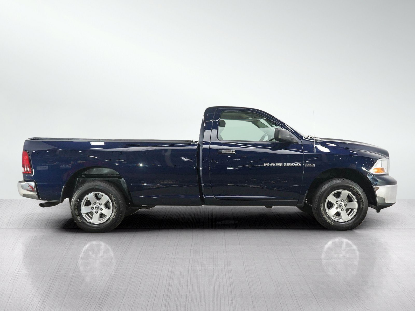 Used 2012 RAM 1500 Classic SLT w/ Remote Start & Security Group AWD/4WD image 6
