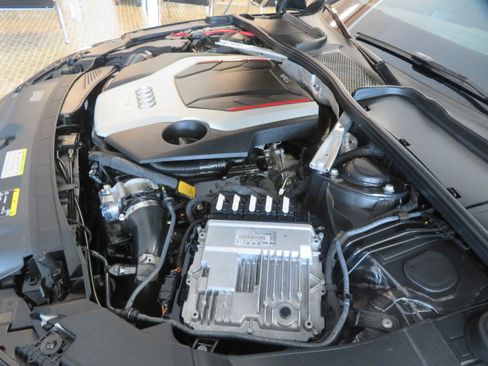 Used 2020 Audi S4 Premium w/ Convenience Package image 58