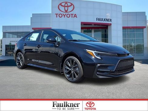 New 2026 Toyota Corolla SE FWD image 1