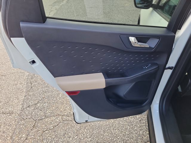 Used 2020 Ford Escape SEL FWD image 15
