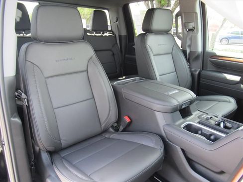 New 2026 GMC Sierra 2500 Denali w/ Denali Reserve Package AWD/4WD image 8
