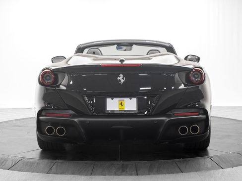 Used 2023 Ferrari Portofino M RWD image 6
